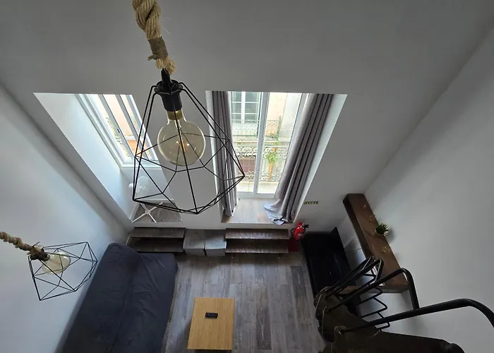 Esther Apartment Cozy Vacay Suite